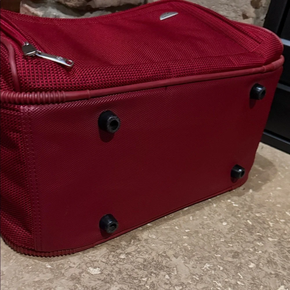Samsonite Burgundy Carry On Bag Shoulder Strap & Trolley Sleeve